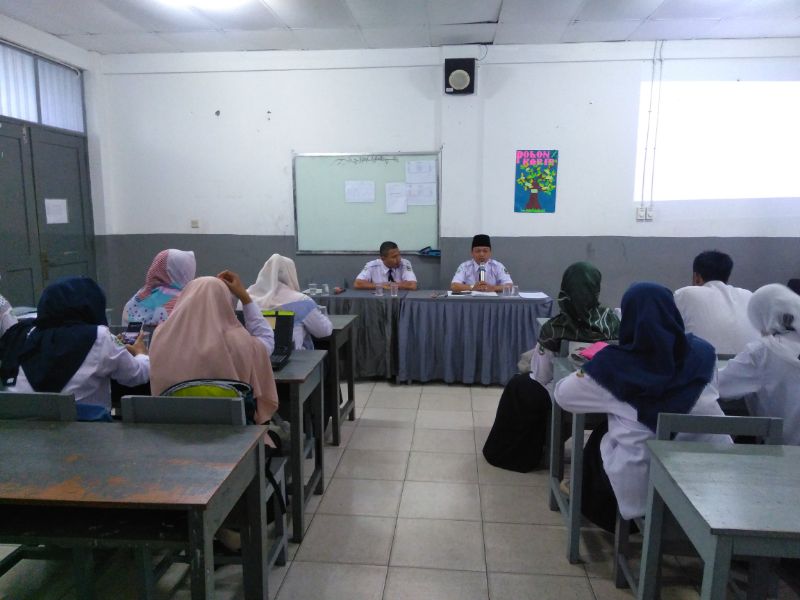 Rapat Evaluasi Semester 1 (Ganjil) & Persiapan Semester 2 (Genap) Tahun ...